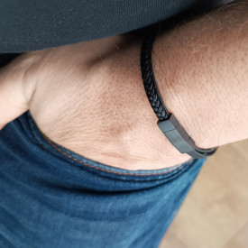 Pánský kožený ID náramek na gravírování BLACK